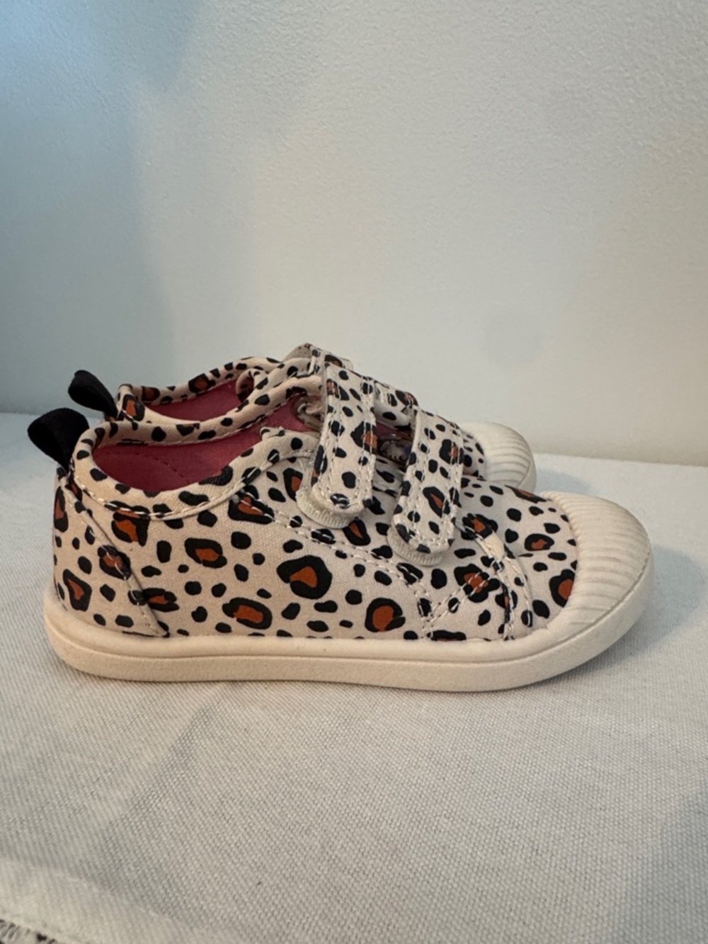 Kids Leopard Print Velcro Sneakers - White/Tan